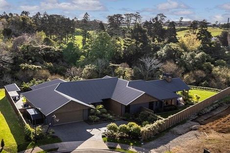 Photo of property in 10 Pike Place, Ferndale, New Plymouth, 4310