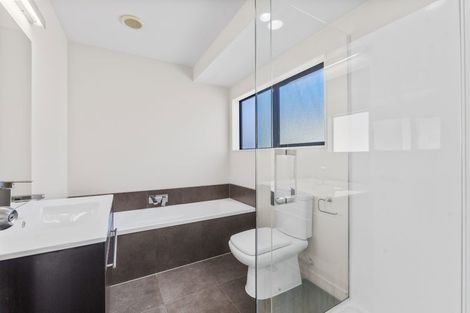 Photo of property in 65 Wallace Road, Mangere Bridge, Auckland, 2022