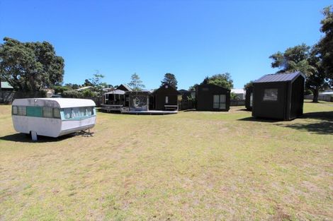 Photo of property in 217 Waimaire Avenue, Matarangi, Whitianga, 3592