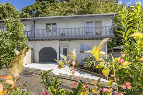 Photo of property in 4b Sarah Way, Crofton Downs, Wellington, 6035