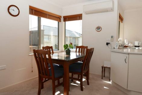 Photo of property in 4/241 Matsons Avenue, Papanui, Christchurch, 8053