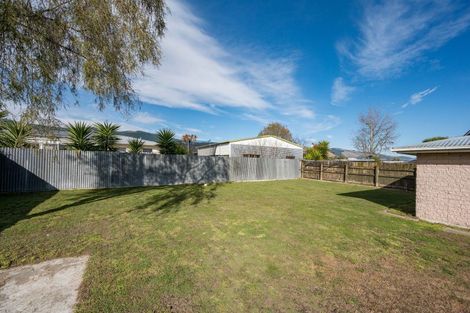 Photo of property in 21 Tennyson Crescent, Stoke, Nelson, 7011