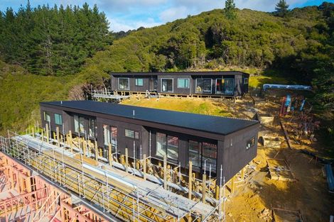 Photo of property in 16 Hastings Grove, Wainuiomata, Lower Hutt, 5014