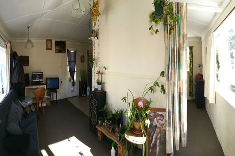 Photo of property in 21a Parkvale Road, Karori, Wellington, 6012