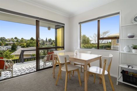 Photo of property in 73 Sutherland Road, Brookfield, Tauranga, 3110