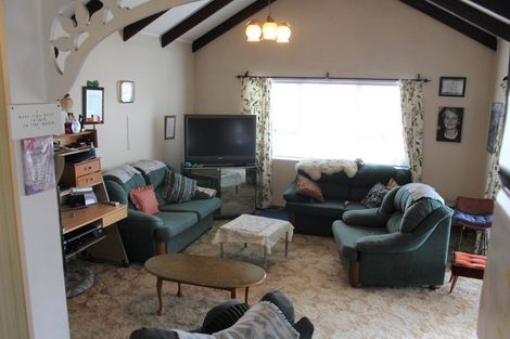 Photo of property in 7 Mccallum Street, Dannevirke, 4930