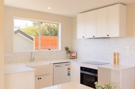 Photo of property in 21 Woodside Common, Westmorland, Christchurch, 8025