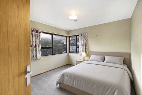 Photo of property in 16 Trevor Terrace, Paremata, Porirua, 5024