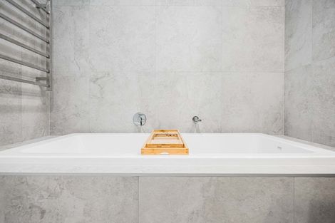 Photo of property in 7 Oyster Drive, Whenuapai, Auckland, 0618