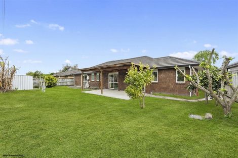 Photo of property in 210 Saint James Drive, Huntington, Hamilton, 3210