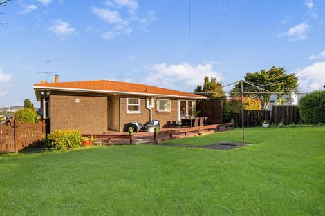 Photo of property in 4 Merville Avenue, Te Atatu South, Auckland, 0610