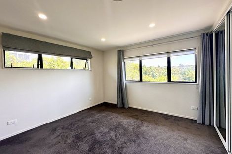 Photo of property in 15 Mcdowell Crescent, Hillcrest, Auckland, 0627