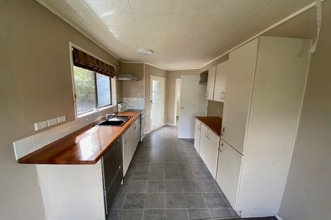 Photo of property in 15 Cottam Grove, Northcross, Auckland, 0632