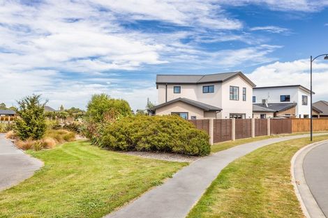 Photo of property in 21 Tangy Loch Lane, Broomfield, Christchurch, 8042