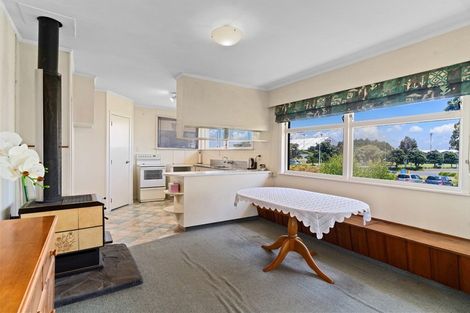 Photo of property in 61 Tawa Street, Mount Maunganui, 3116