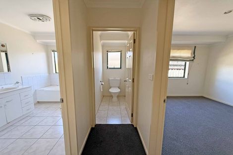 Photo of property in 85 Sandwich Road, St Andrews, Hamilton, 3200