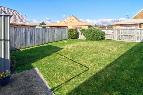 Photo of property in Holdsworth Villas, 62/2 William Donald Drive, Solway, Masterton, 5810