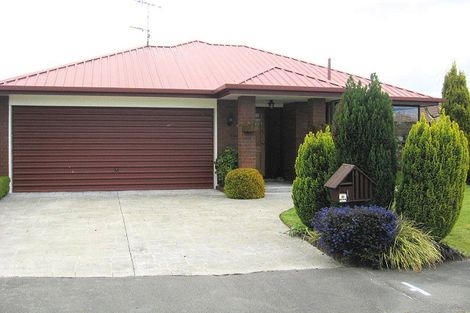 Photo of property in 1 Innisfree Place, Northwood, Christchurch, 8051