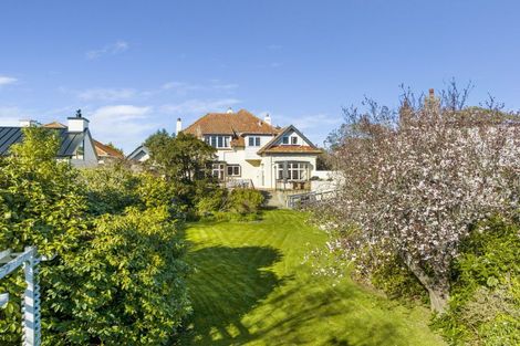 Photo of property in 211 Highgate, Roslyn, Dunedin, 9010