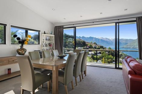 Photo of property in 40 Dart Place, Fernhill, Queenstown, 9300