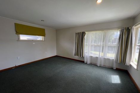 Photo of property in 28 Landon Avenue, Mangere East, Auckland, 2024