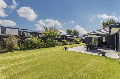 Photo of property in 14 Awarua Road, Pegasus, 7612