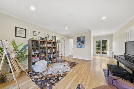 Photo of property in 12 San Jose Rise, Shamrock Park, Auckland, 2016