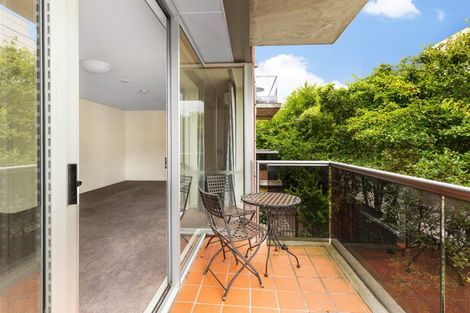 Photo of property in 21 Cambridge Terrace, Christchurch Central, Christchurch, 8013