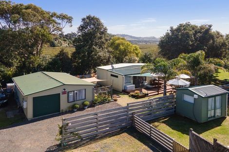 Photo of property in 292d Seaforth Road, Waihi Beach, 3611