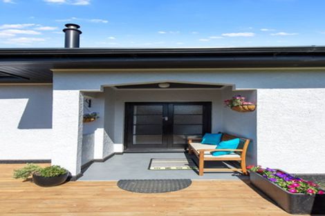 Photo of property in 114 Ferry Road, Edendale, 9825