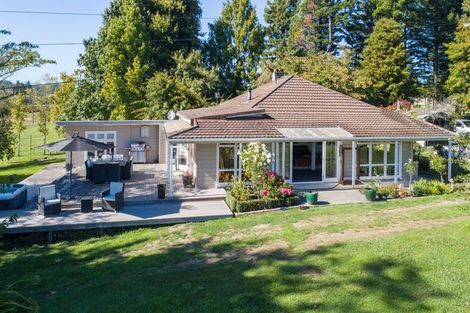 Photo of property in 42 Best Road, Upper Moutere, 7173