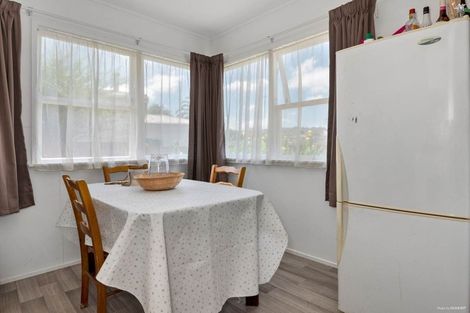 Photo of property in 25 President Avenue, Papakura, 2110