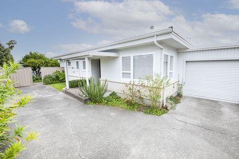 Photo of property in 2/39 Cassino Crescent, Onekawa, Napier, 4110