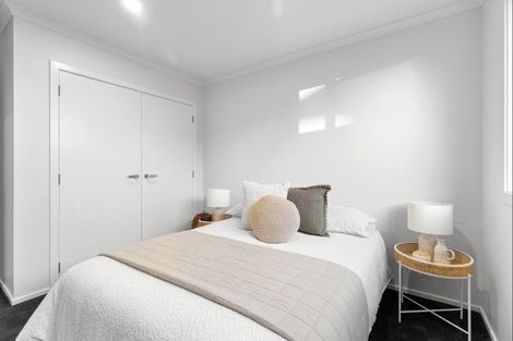 Photo of property in 71 Brightwater Terrace, Terrace End, Palmerston North, 4410