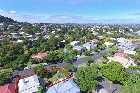 Photo of property in 9 Brentwood Avenue, Mount Eden, Auckland, 1024