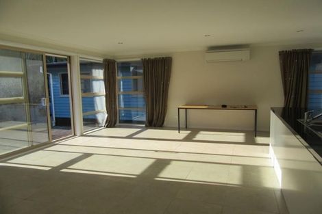 Photo of property in 257 Riccarton Road, Upper Riccarton, Christchurch, 8041