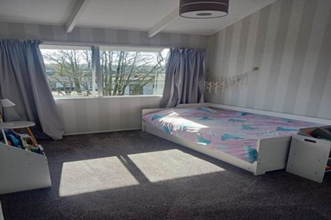 Photo of property in 19 Newport Place, Forrest Hill, Auckland, 0620