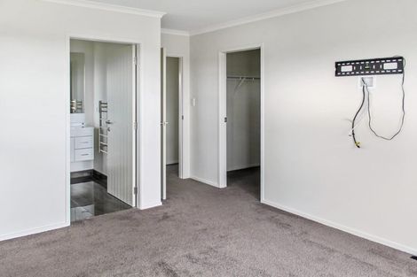 Photo of property in 32 Silicon Way, Fitzherbert, Palmerston North, 4410