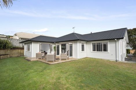 Photo of property in 15 Rochester Place, Bethlehem, Tauranga, 3110