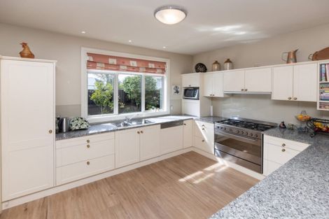 Photo of property in 17a Hamilton Avenue, Ilam, Christchurch, 8041