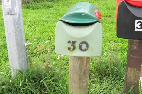 Photo of property in 30 Maui Pomare Road, Nikau Valley, Paraparaumu, 5032