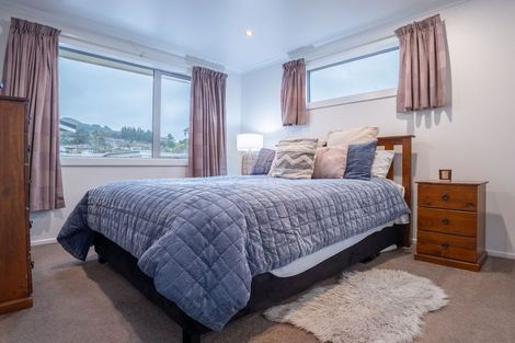 Photo of property in 37a Kinmont Crescent, Kinmont Park, Mosgiel, 9024