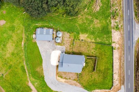 Photo of property in 403 Opunake Road, Cardiff, Stratford, 4391