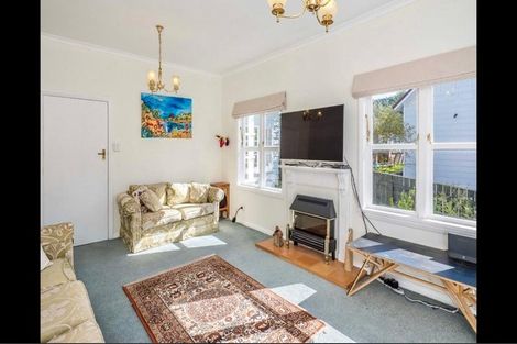 Photo of property in 6 Station Road, Khandallah, Wellington, 6035