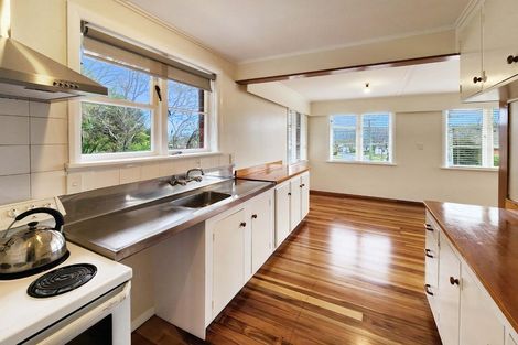 Photo of property in 270 Waddington Drive, Naenae, Lower Hutt, 5011