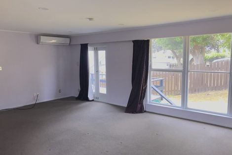Photo of property in 1/104 Archers Road, Glenfield, Auckland, 0629