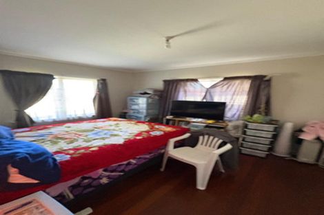 Photo of property in 6 View Road, Papakura, 2110