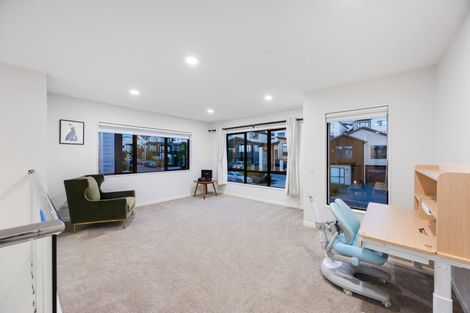 Photo of property in 41 Windlass Street, Long Bay, Auckland, 0630