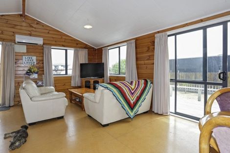 Photo of property in 494 Pukehina Parade, Pukehina, Te Puke, 3189