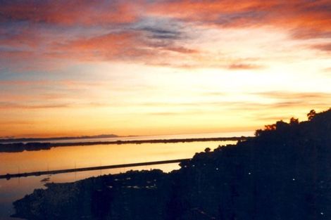 Photo of property in 3 La Costa Lane, Mount Pleasant, Christchurch, 8081